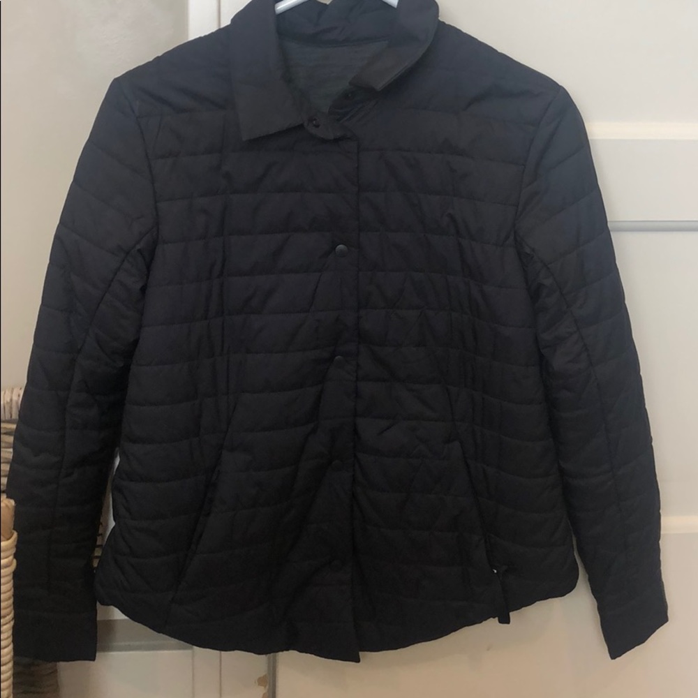 Lululemon Size 2 coat reversible